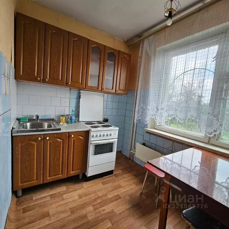 2-к кв. Красноярский край, Красноярск ул. Менжинского, 6 (40.0 м) - Фото 0