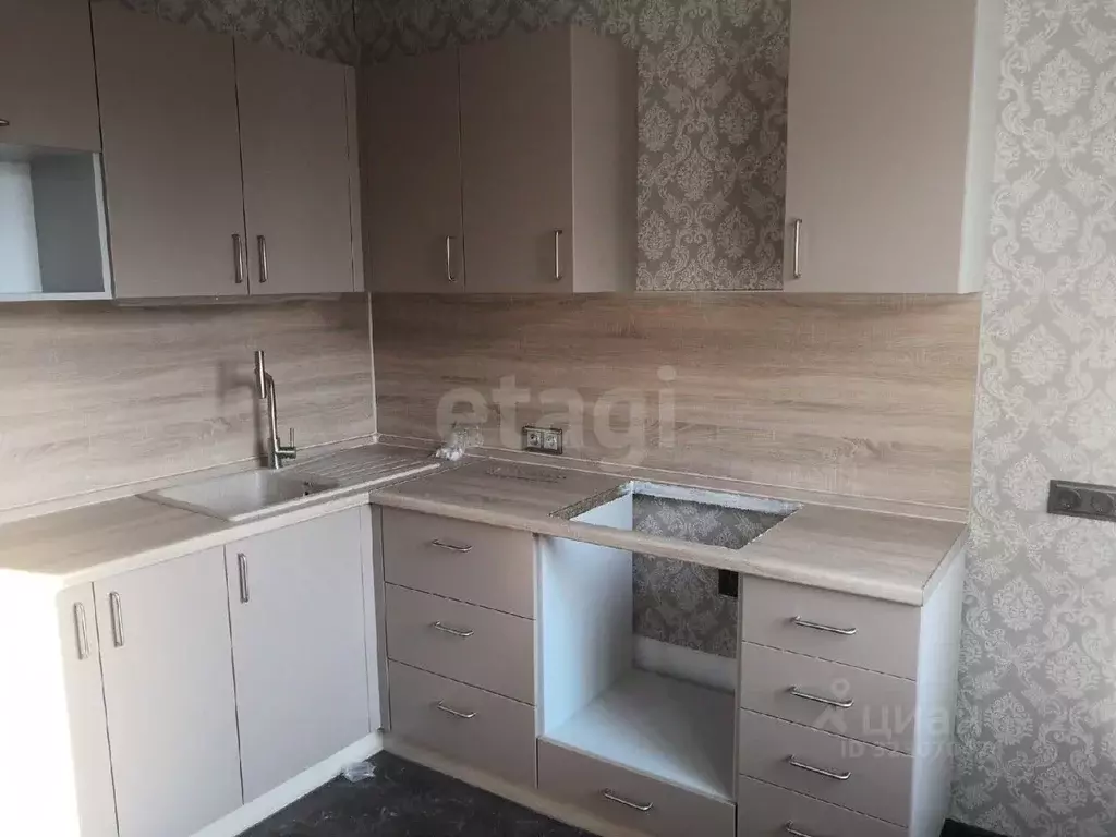 1-к кв. Челябинская область, Челябинск ул. Руставели, 25а (46.0 м) - Фото 0