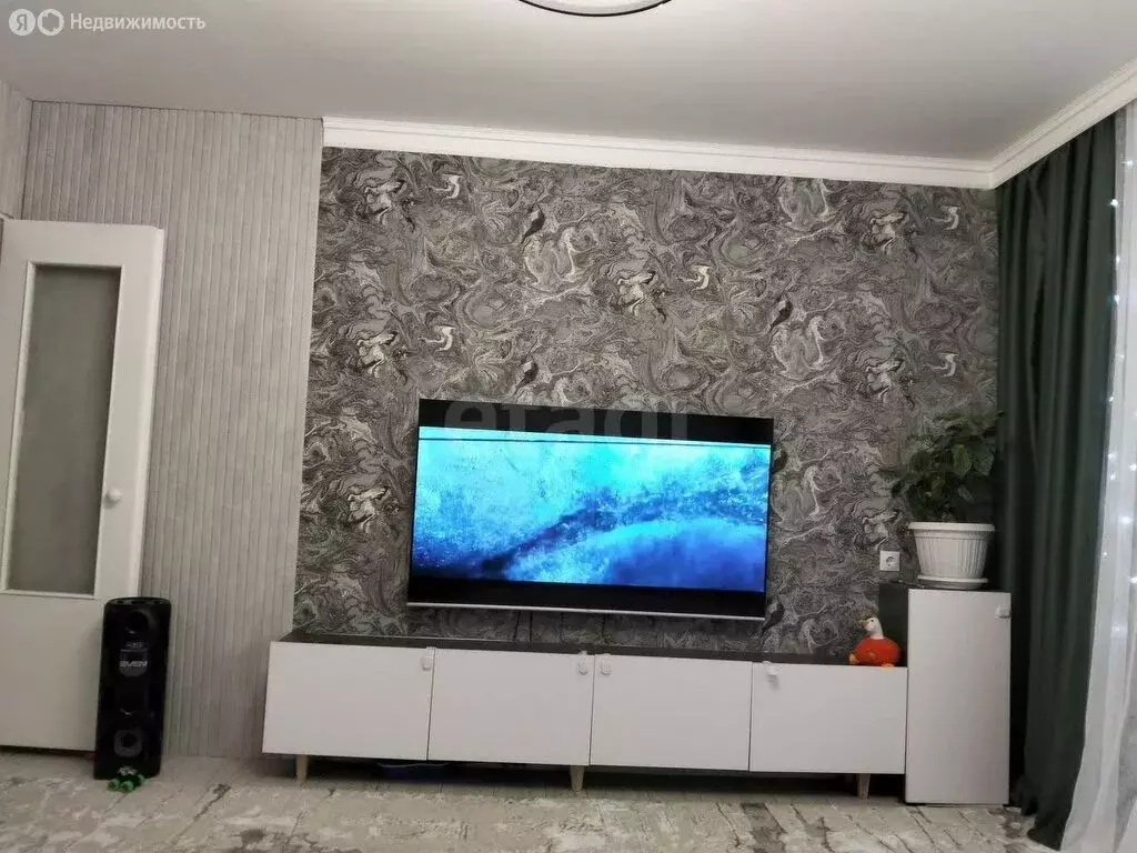 2-комнатная квартира: Омск, улица Леонида Маслова, 2 (57.1 м) - Фото 2