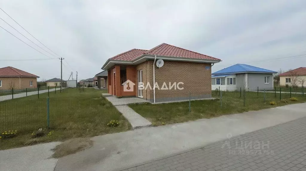 Дом в Калининградская область, Гурьевский муниципальный округ, пос. ... - Фото 1