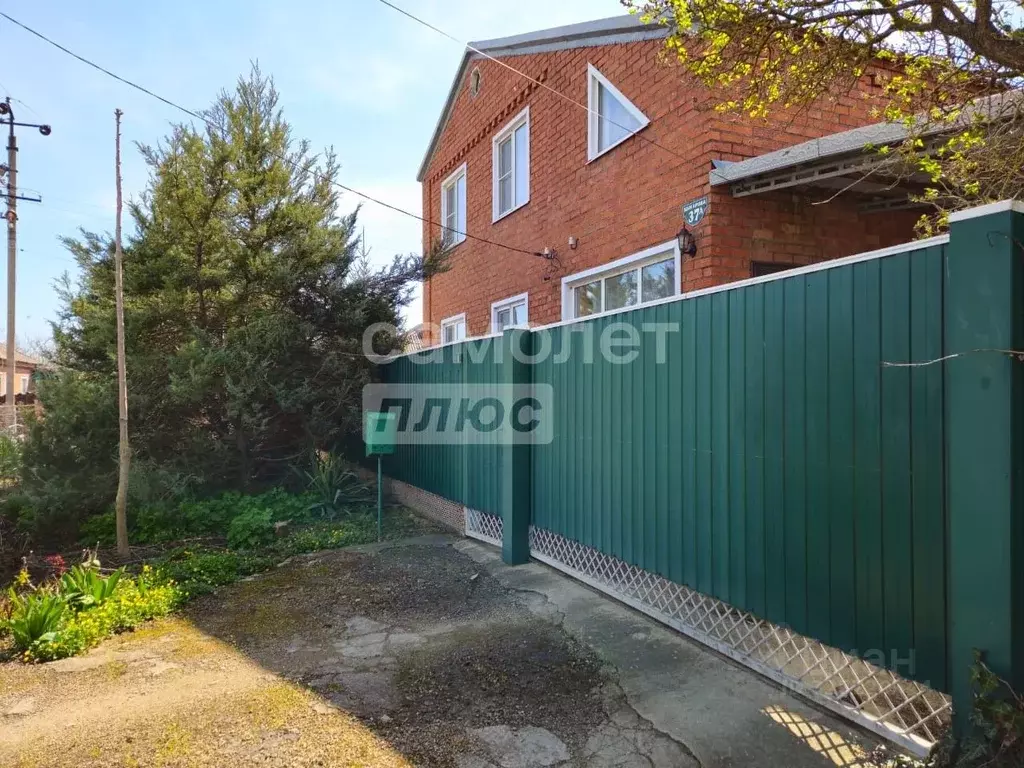 Дом в Краснодарский край, Брюховецкий район, Брюховецкая ст-ца ул. ... - Фото 1