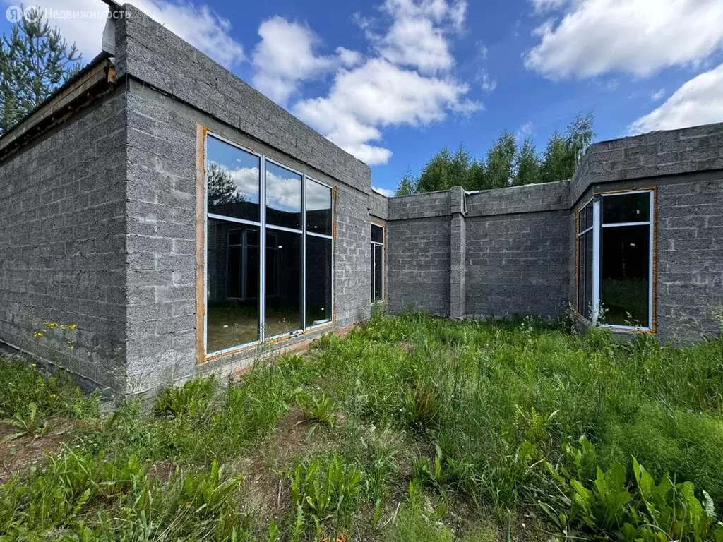 Дом в Шиховское сельское поселение, деревня Подбёрезы, Светлая улица, ... - Фото 1