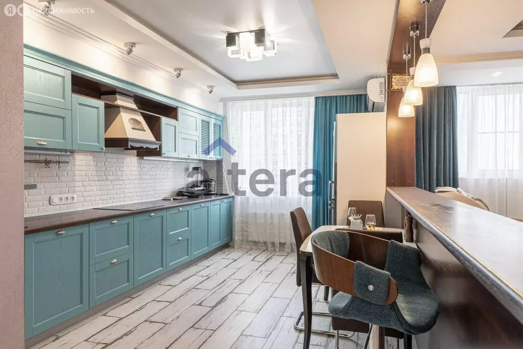 3-комнатная квартира: Казань, Комсомольская улица, 1 (118 м) - Фото 1