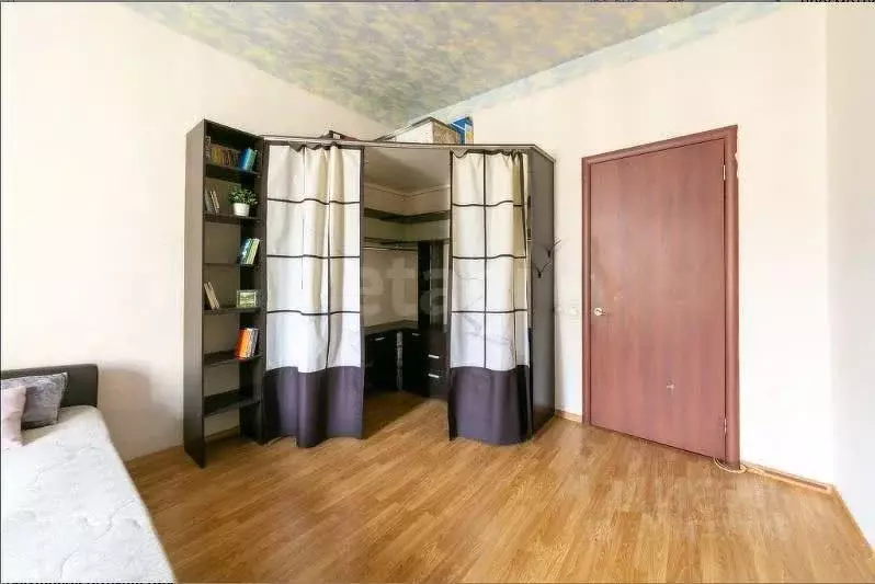 Комната Санкт-Петербург ул. Большая Зеленина, 13 (25.0 м) - Фото 0