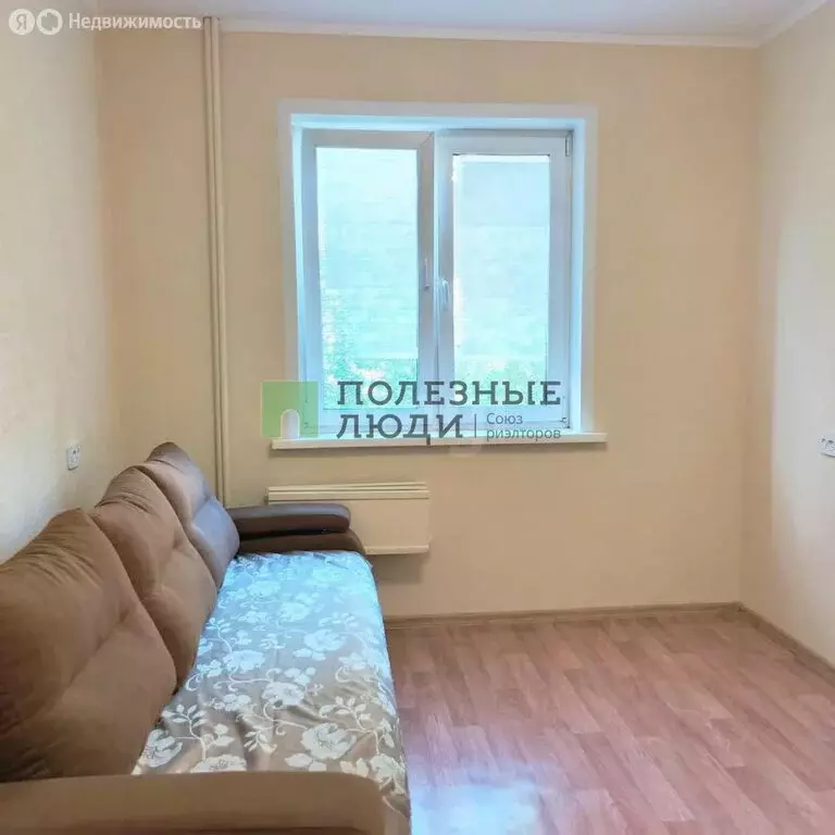 Квартира-студия: Красноярск, улица 60 лет Октября, 151 (12.1 м) - Фото 1