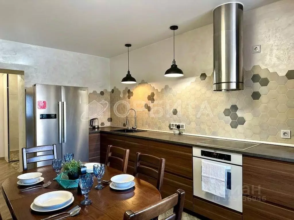 3-к кв. Тюменская область, Тюмень Первомайская ул., 60к1 (85.8 м) - Фото 1