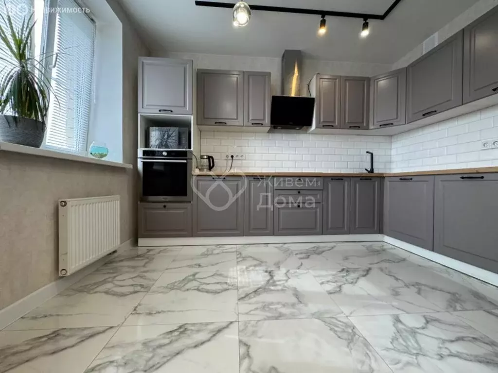 2-комнатная квартира: Волгоград, улица Расула Гамзатова, 11 (52 м) - Фото 2