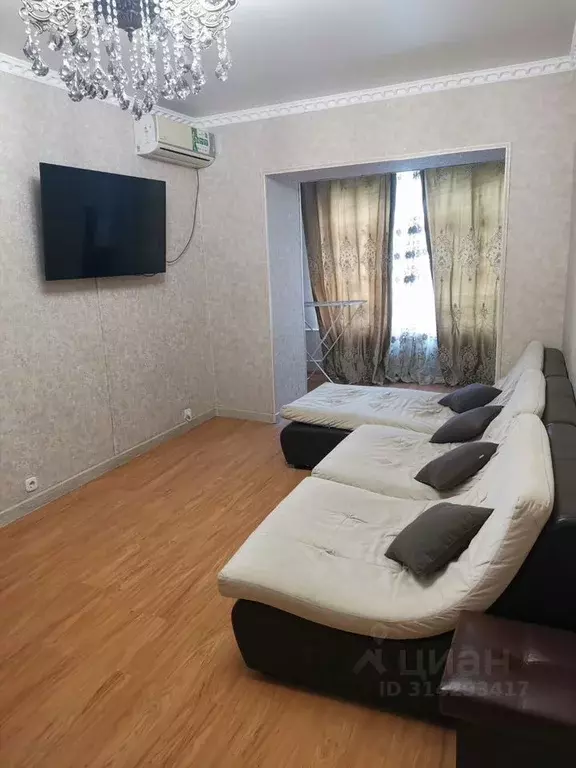 3-к кв. Карачаево-Черкесия, Черкесск Первомайская ул., 27 (60.0 м) - Фото 0