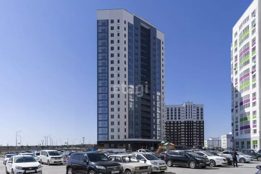 1-к кв. Тюменская область, Тюмень ул. Монтажников, 36 (42.8 м) - Фото 1