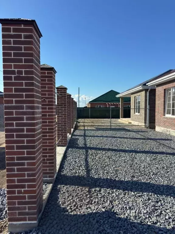 Дом в Ростовская область, Родионово-Несветайский район, Кутейниковское ... - Фото 2