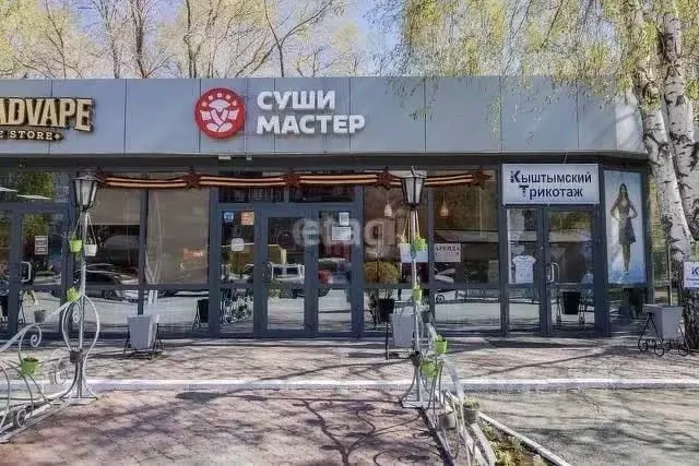 Торговая площадь в Тюменская область, Тюмень ул. Мельникайте, 75к2 (39 ... - Фото 1