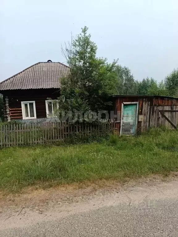 Дом в Томская область, Асиновский район, с. Батурино ул. Некрасова (40 ... - Фото 1