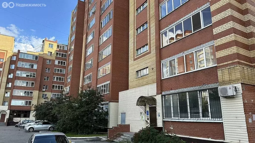 2-комнатная квартира: Тюмень, Амурская улица, 2 (63.1 м) - Фото 2