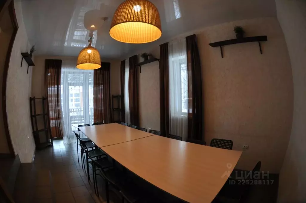 Дом в Новосибирская область, Новосибирск Кедровая ул. (300 м) - Фото 1