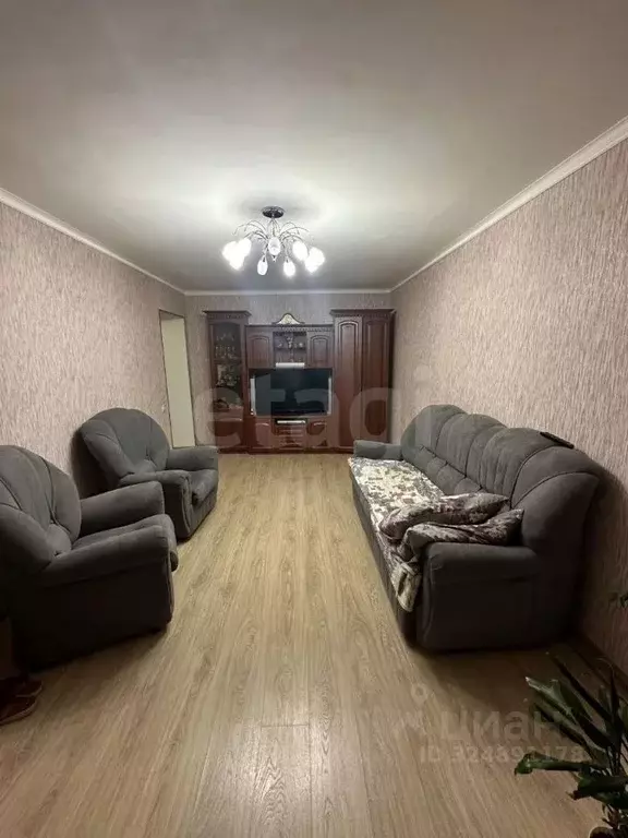 3-к кв. Башкортостан, Стерлитамак Коммунистическая ул., 43 (70.1 м) - Фото 2