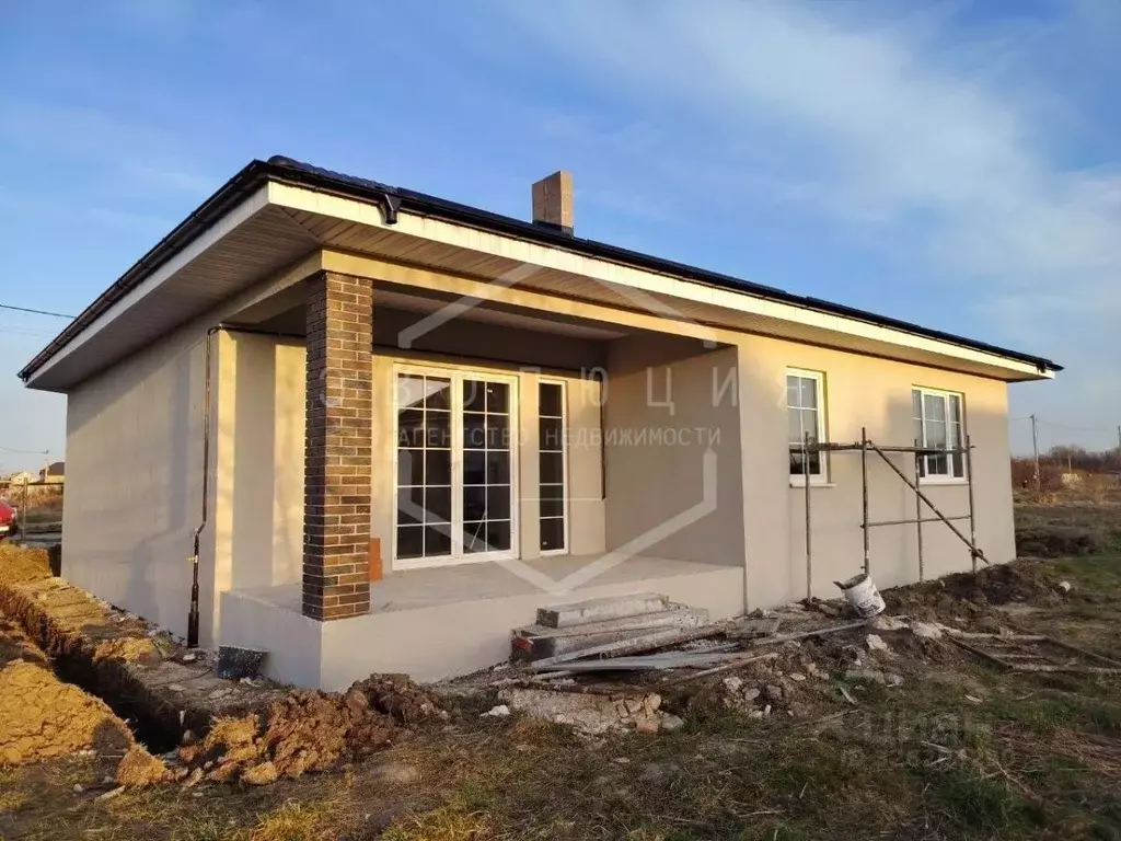 Дом в Калининградская область, Гурьевский муниципальный округ, пос. ... - Фото 1