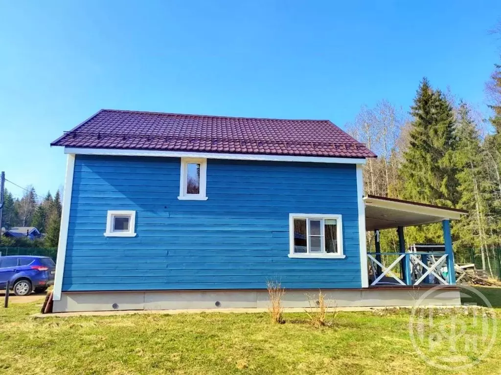 Дом в Ленинградская область, Выборгский район, Рощинское городское ... - Фото 2