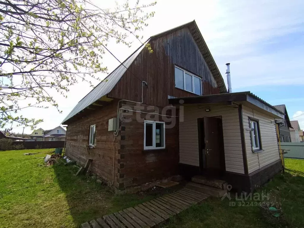 Дом в Вологодская область, пос. Дубровское ул. Молодежная, 3 (218 м) - Фото 1