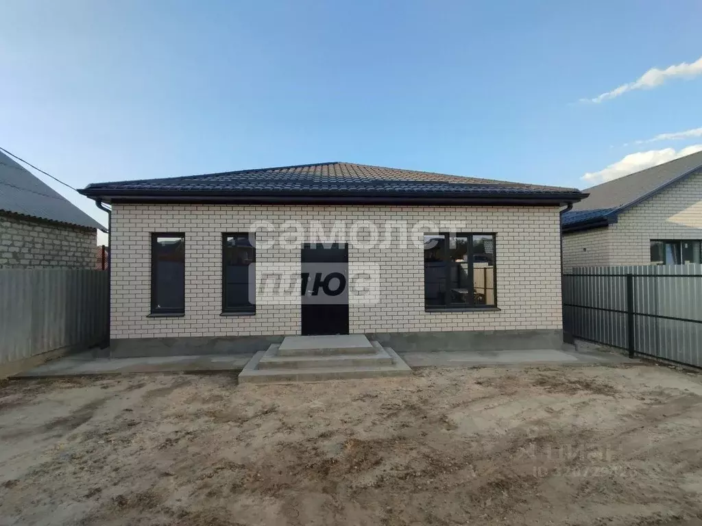Дом в Калмыкия, Элиста ул. Манцын Кец, 105 (140 м) - Фото 1