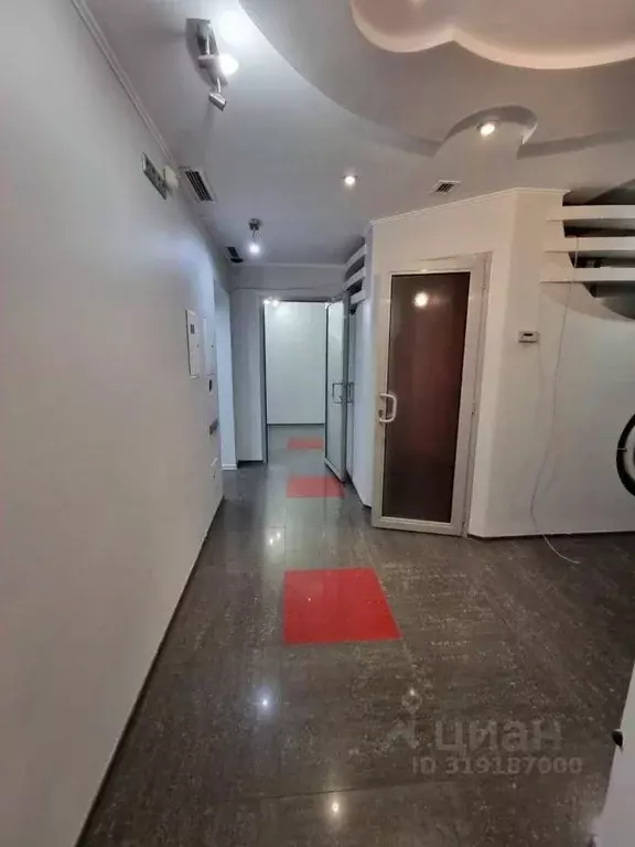 5-к кв. Крым, Симферополь ул. Жуковского, 24к1 (96.0 м) - Фото 1