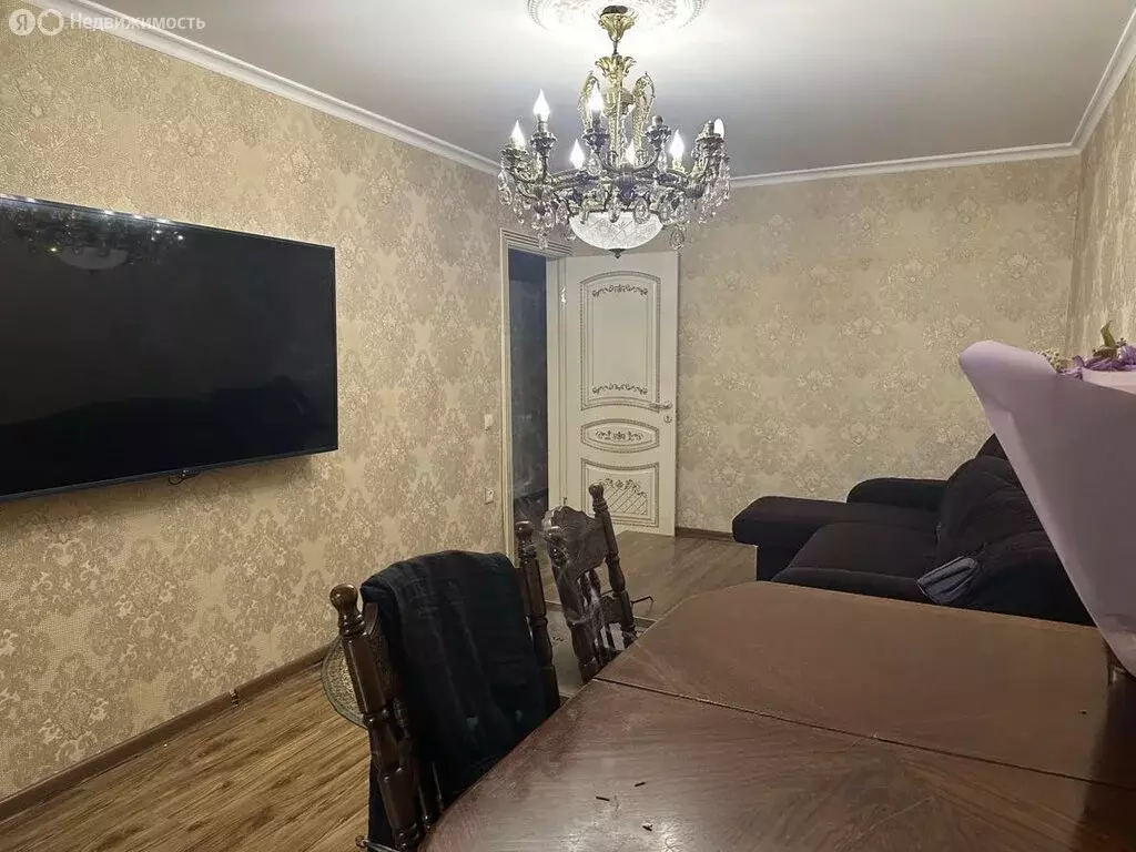 4-комнатная квартира: Махачкала, проспект Имама Шамиля, 6Г (98 м) - Фото 2