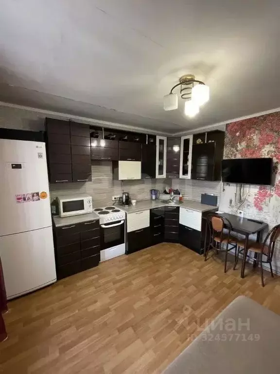 1-к кв. Кемеровская область, Новокузнецк ул. Покрышкина, 16/1 (33.7 м) - Фото 1