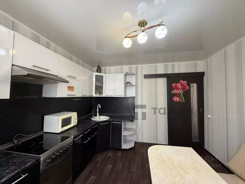 1-к кв. Челябинская область, Челябинск ул. Гагарина, 1 (34.0 м) - Фото 1