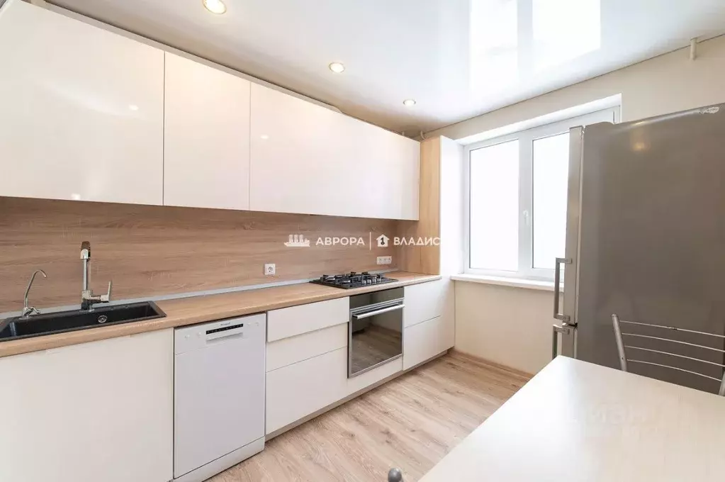 3-к кв. Челябинская область, Магнитогорск просп. Ленина, 141 (65.5 м) - Фото 1