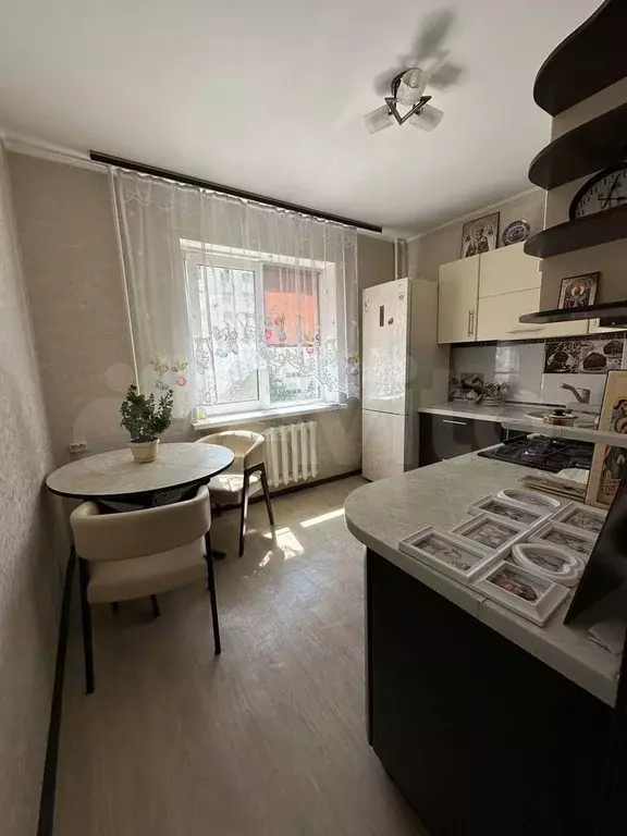 1-к. квартира, 38 м, 4/9 эт. - Фото 0