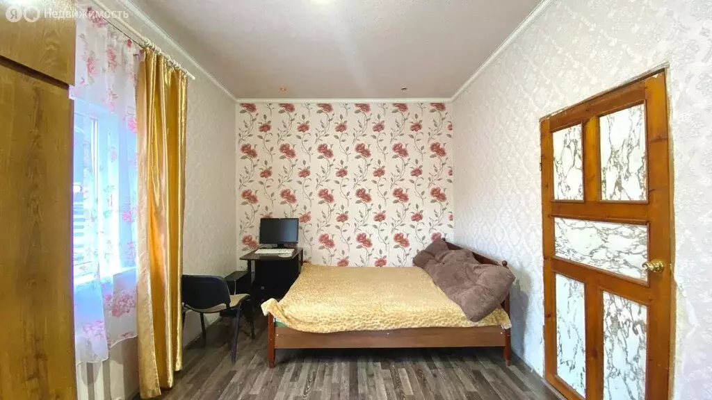 Дом в посёлок городского типа Яблоновский, улица А. Чуца, 37 (136.7 м) - Фото 1