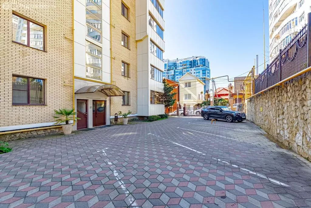 3-комнатная квартира: Сочи, микрорайон Центральный, Первомайская ... - Фото 2