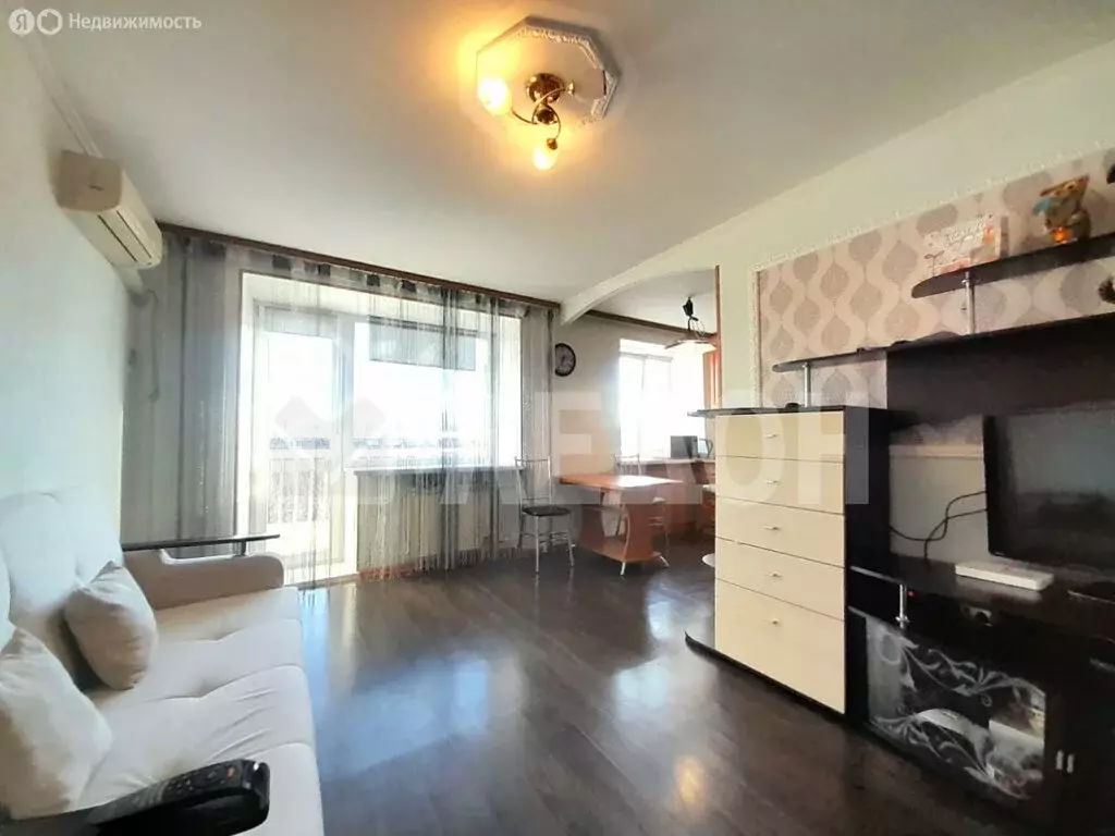 2-комнатная квартира: Омск, проспект Карла Маркса, 75А (42 м) - Фото 1