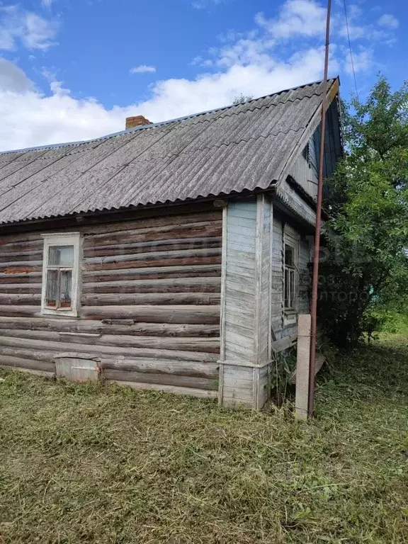 Дом в Новгородская область, Солецкий муниципальный округ, д. Дуброво ... - Фото 0