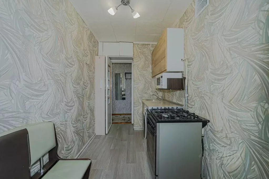 4-к кв. Свердловская область, Екатеринбург ул. Громова, 144 (63.2 м) - Фото 1