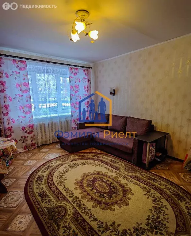 3-комнатная квартира: Обнинск, улица Энгельса, 24 (66.4 м) - Фото 1