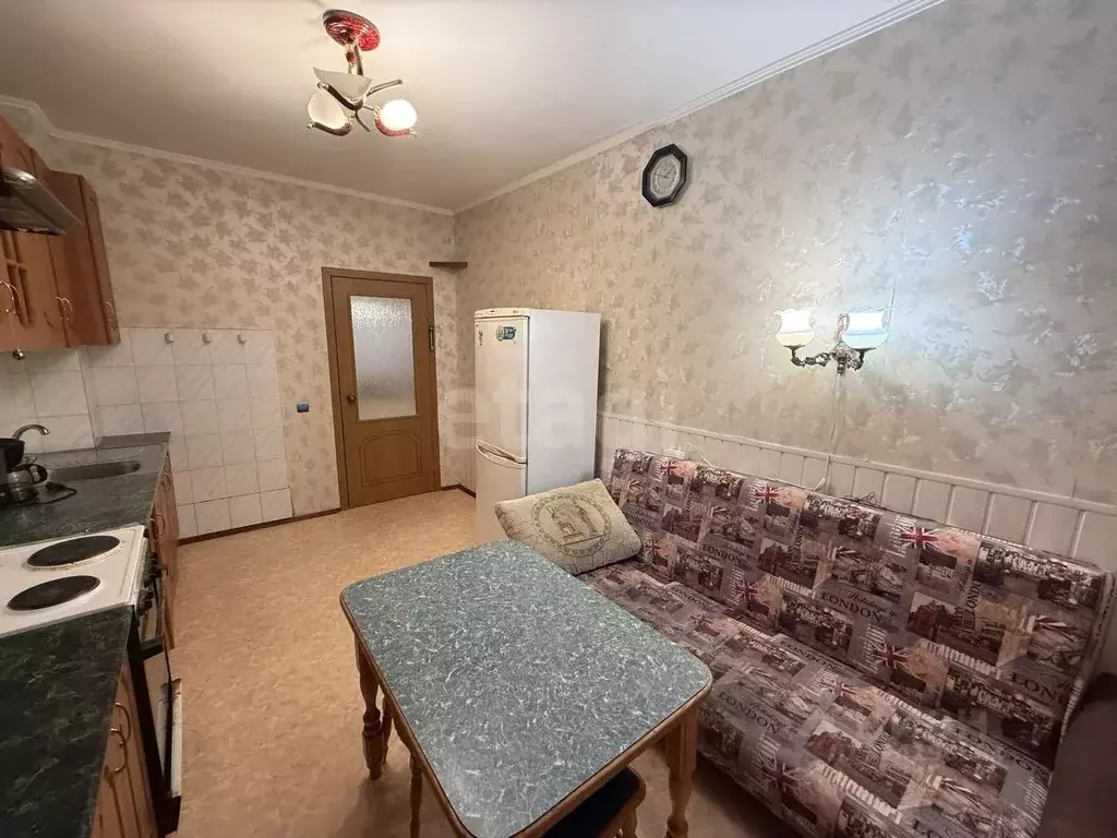 2-к кв. Самарская область, Тольятти Офицерская ул., 19 (69.2 м) - Фото 1