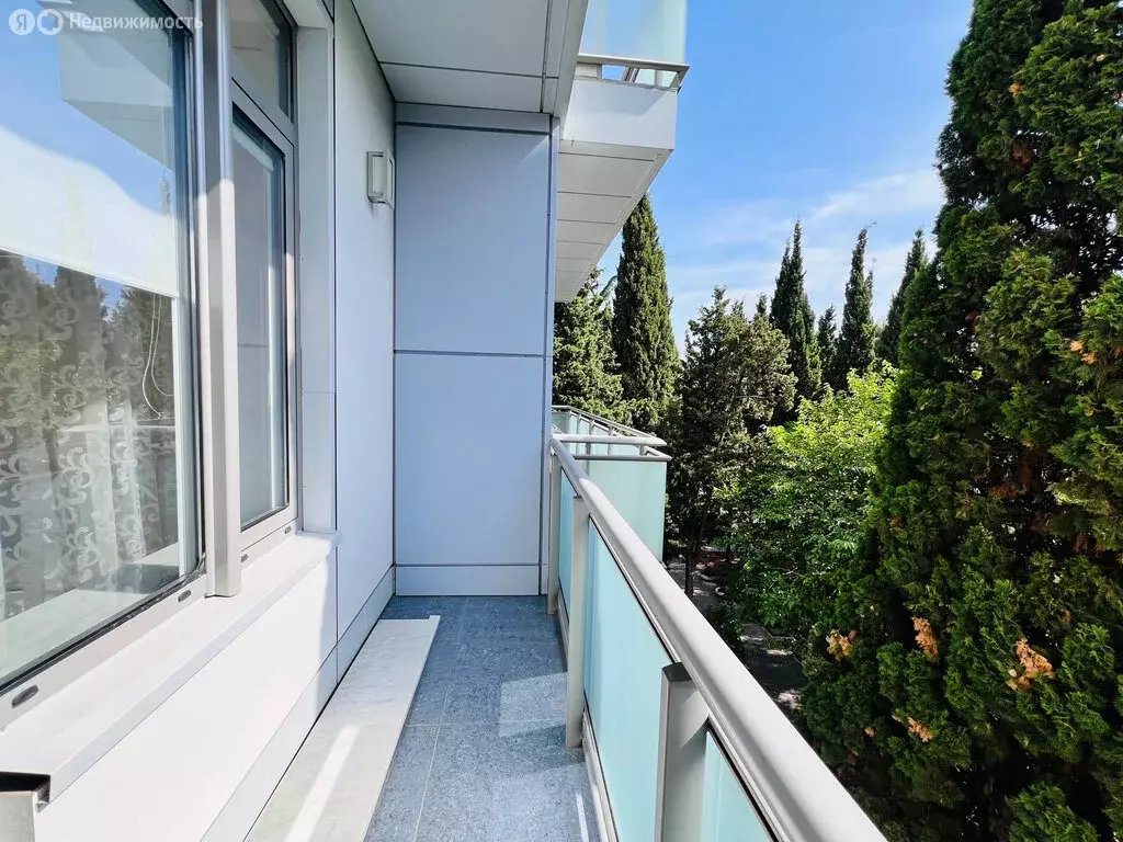 3-комнатная квартира: Алушта, Парковая улица, 5 (130 м) - Фото 1