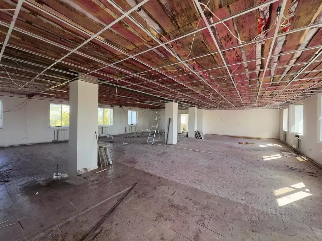 Помещение свободного назначения в Севастополь ул. Ковпака, 3 (200 м) - Фото 1