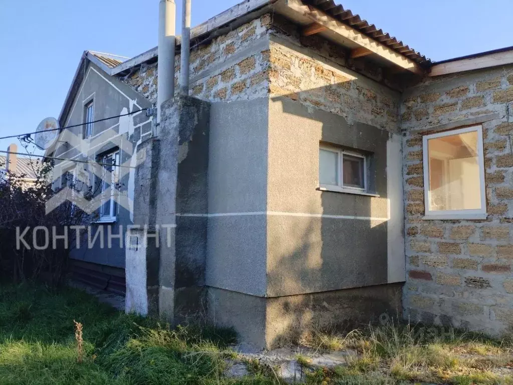 Дом в Крым, Сакский район, с. Уютное ул. Ленина, 5 (80 м) - Фото 0
