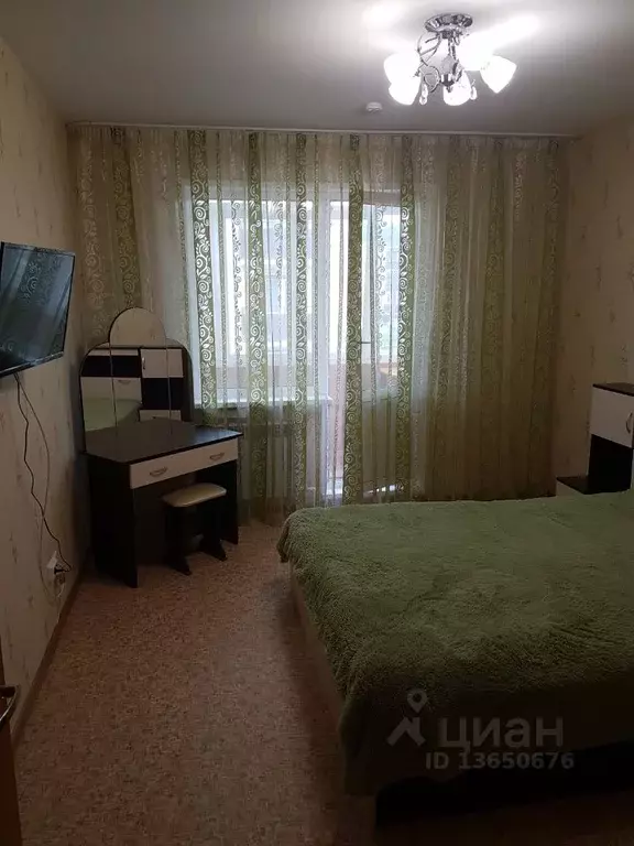 3-к кв. Сахалинская область, Южно-Сахалинск Тихая ул., 43 (68.0 м) - Фото 0