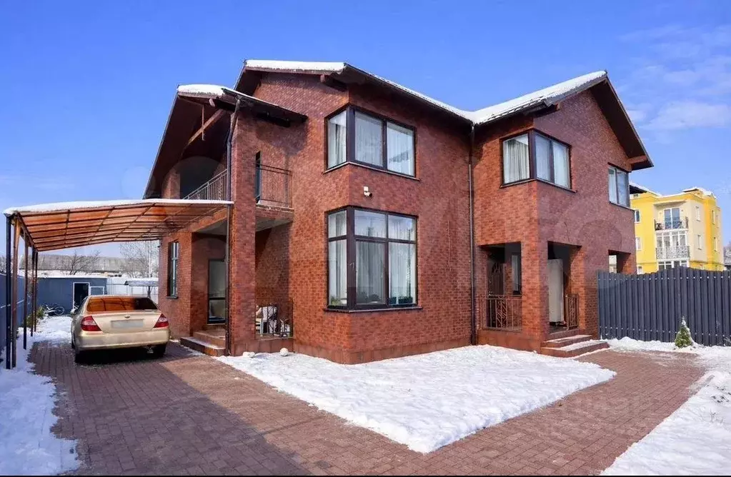 Дом в Калининградская область, Гурьевский муниципальный округ, пос. ... - Фото 1