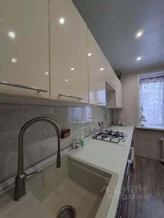 2-к кв. Самарская область, Самара Заводское ш., 57б (58.0 м) - Фото 2