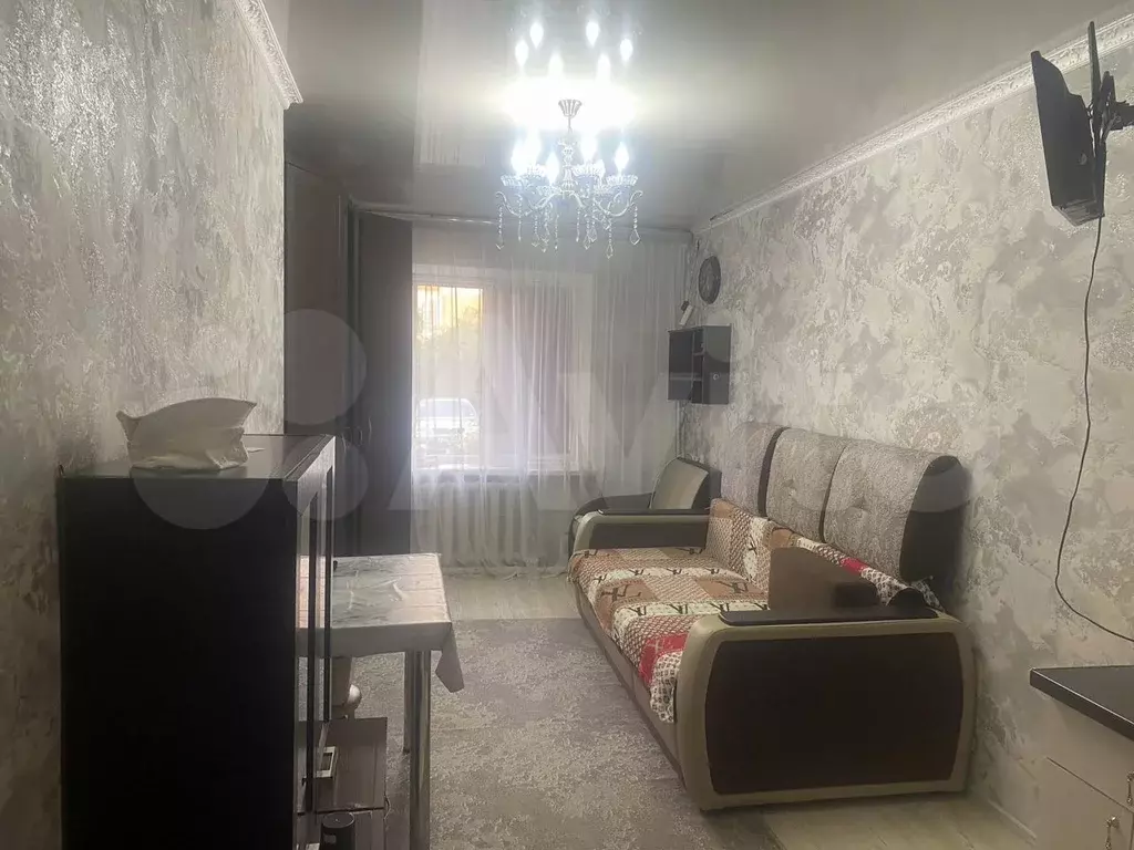 Комната 17 м в 6-к., 1/5 эт. - Фото 0