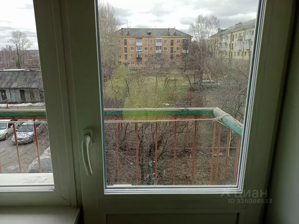 3-к кв. Свердловская область, Первоуральск ул. Ильича, 32А (55.0 м) - Фото 2