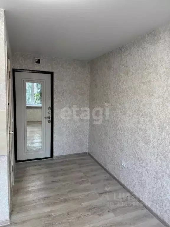 Комната Воронежская область, Воронеж ул. Молодогвардейцев, 15 (13.2 м) - Фото 0