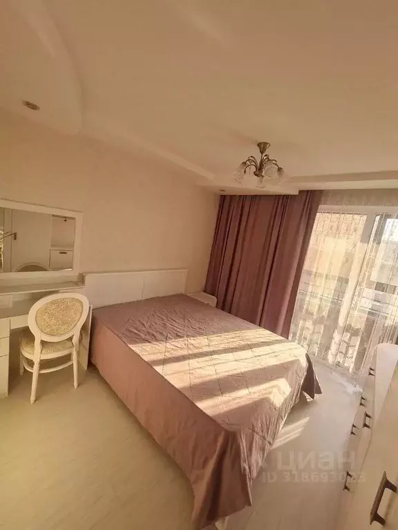 3-к кв. Тюменская область, Тюмень проезд Тихий, 2 (74.0 м) - Фото 1