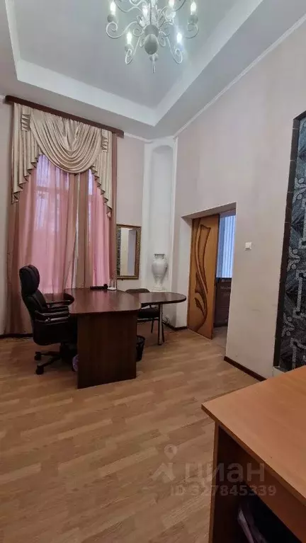 Офис в Ставропольский край, Пятигорск ул. Козлова (70 м) - Фото 1