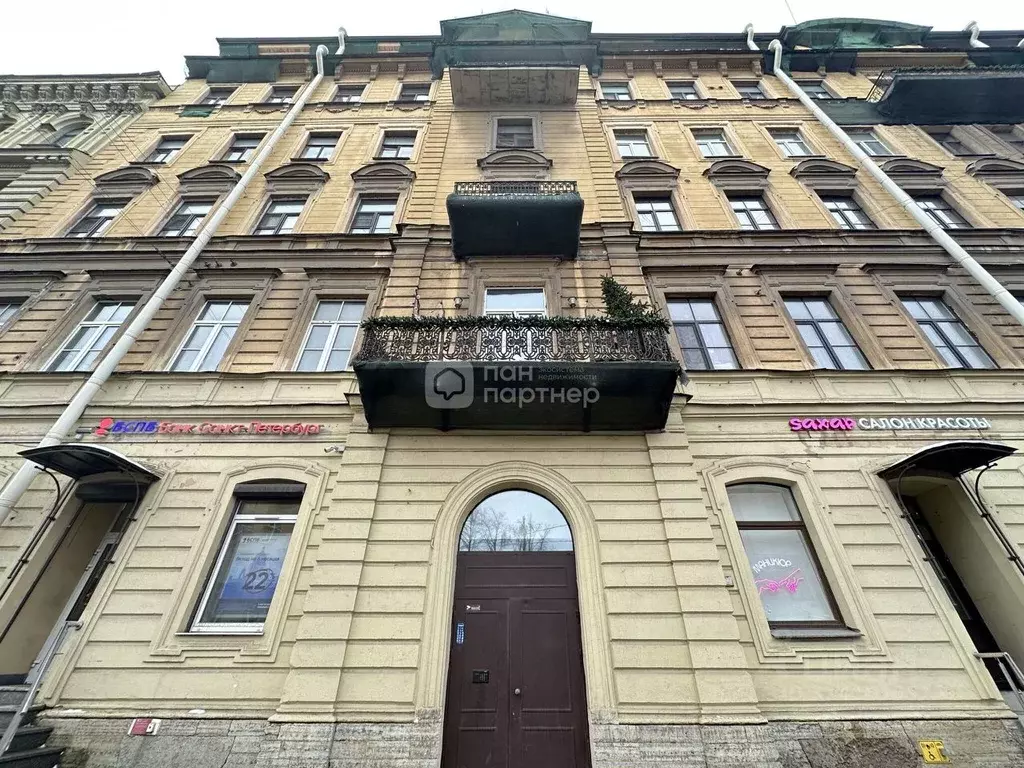 1-к кв. Санкт-Петербург 9-я Васильевского острова линия, 44 (61.7 м) - Фото 0