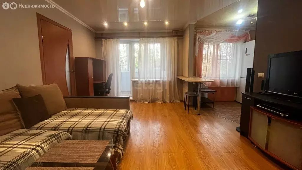2-комнатная квартира: Златоуст, улица Металлургов, 10 (42.8 м) - Фото 2