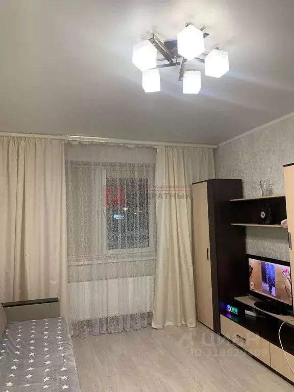 1-к кв. Белгородская область, Старый Оскол Степной мкр, 33Б (48.0 м) - Фото 2